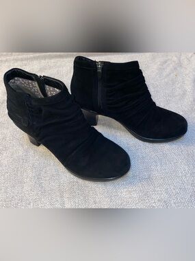 Dansko Buffy Black Suede Slouch Ankle Boots Size 39 (8.5-9)